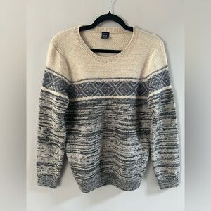 GAP Women’s Cream and Blue Crewneck Sweater